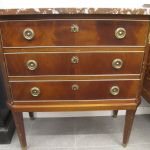 624 1610 CHEST OF DRAWERS